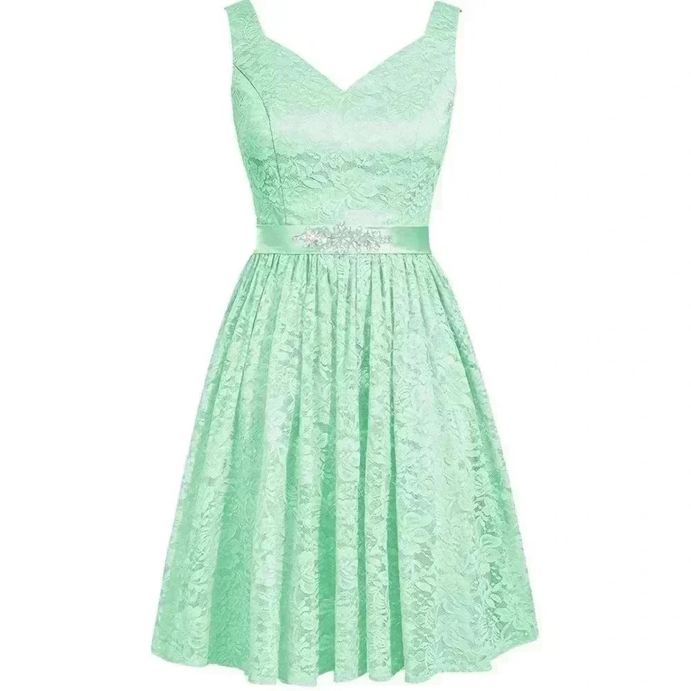Mint Green Lace A-line Dress, Size Small w/ removable Sash & Built in Bra